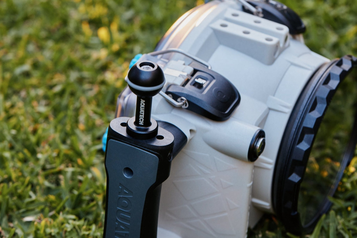 Ball Mount - Single 1/4-20" | AquaTech.AU